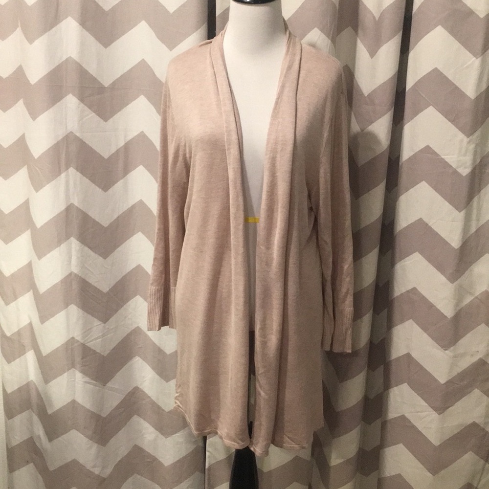 Joan  Vas’s cardigan XL